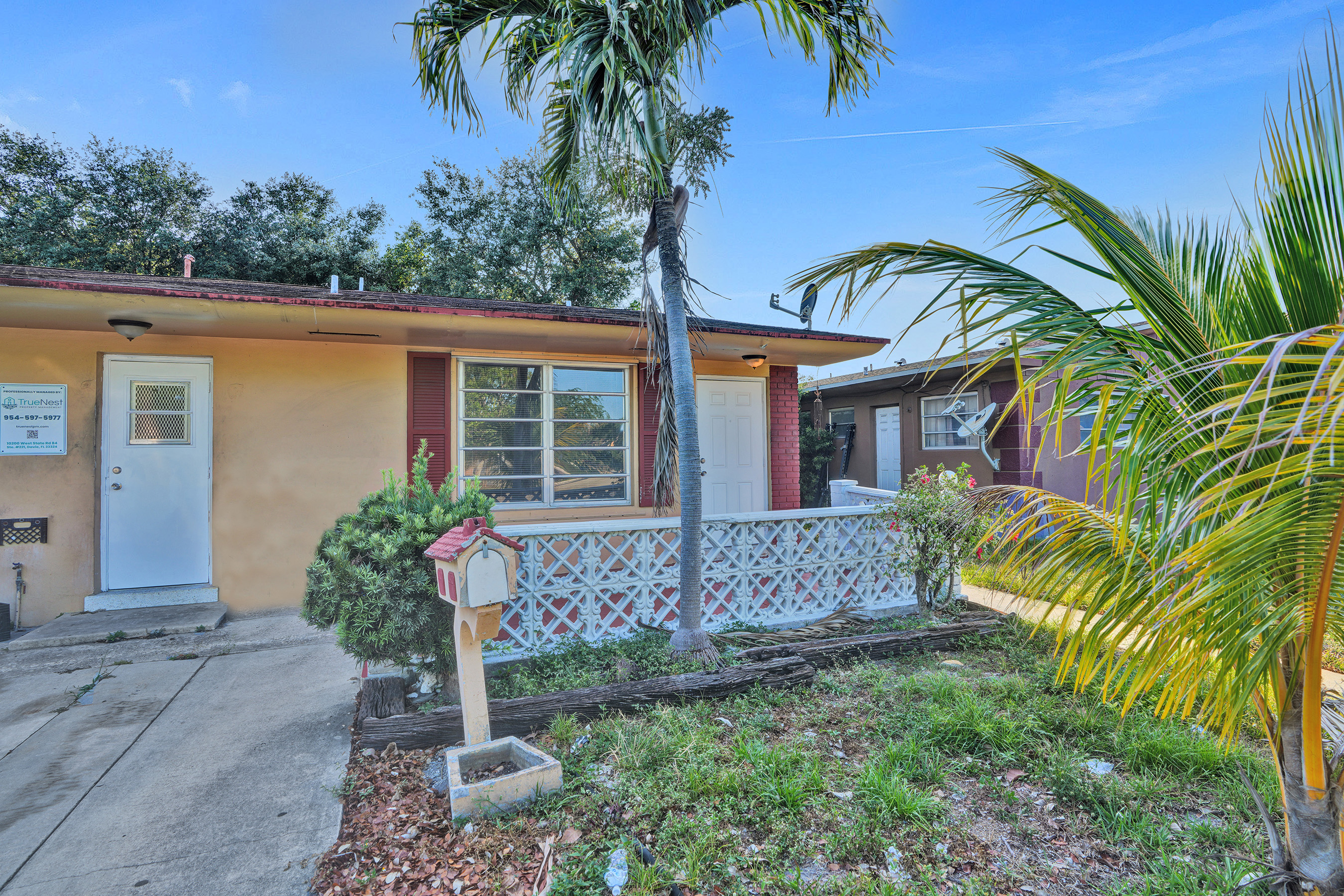 16980 North Miami Avenue - 16982