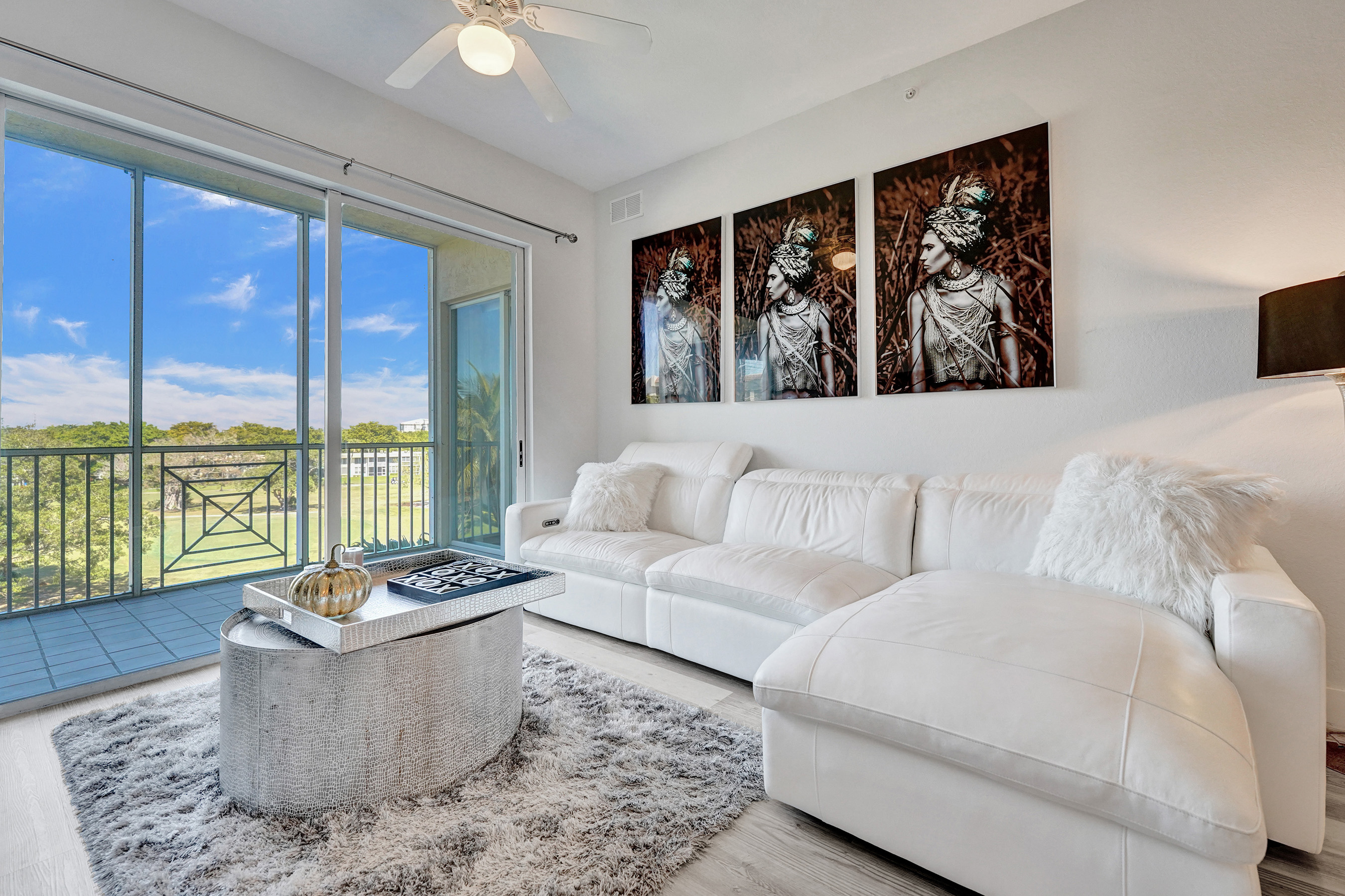3500 Oaks Clubhouse Drive - 406